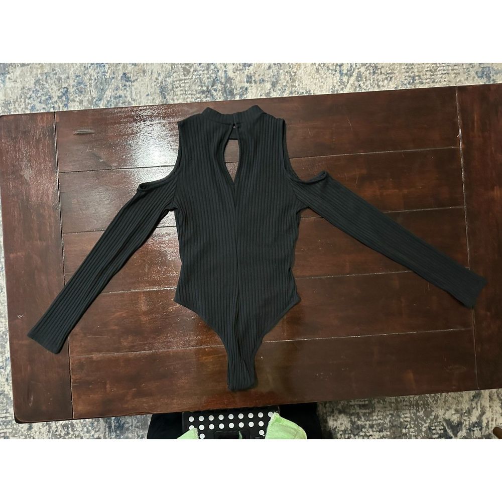 Lush Cold Shoulder Body Suit, Size Small